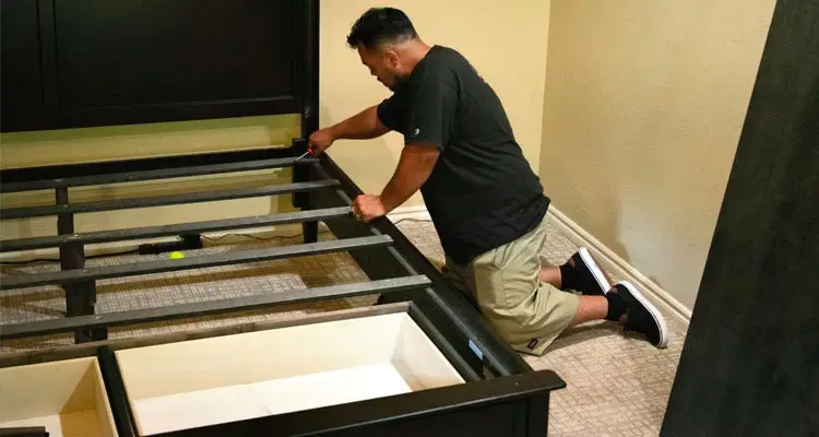 bed assembling